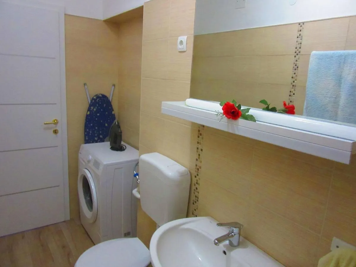 Apartments Jaksa 181 Pula Guest house