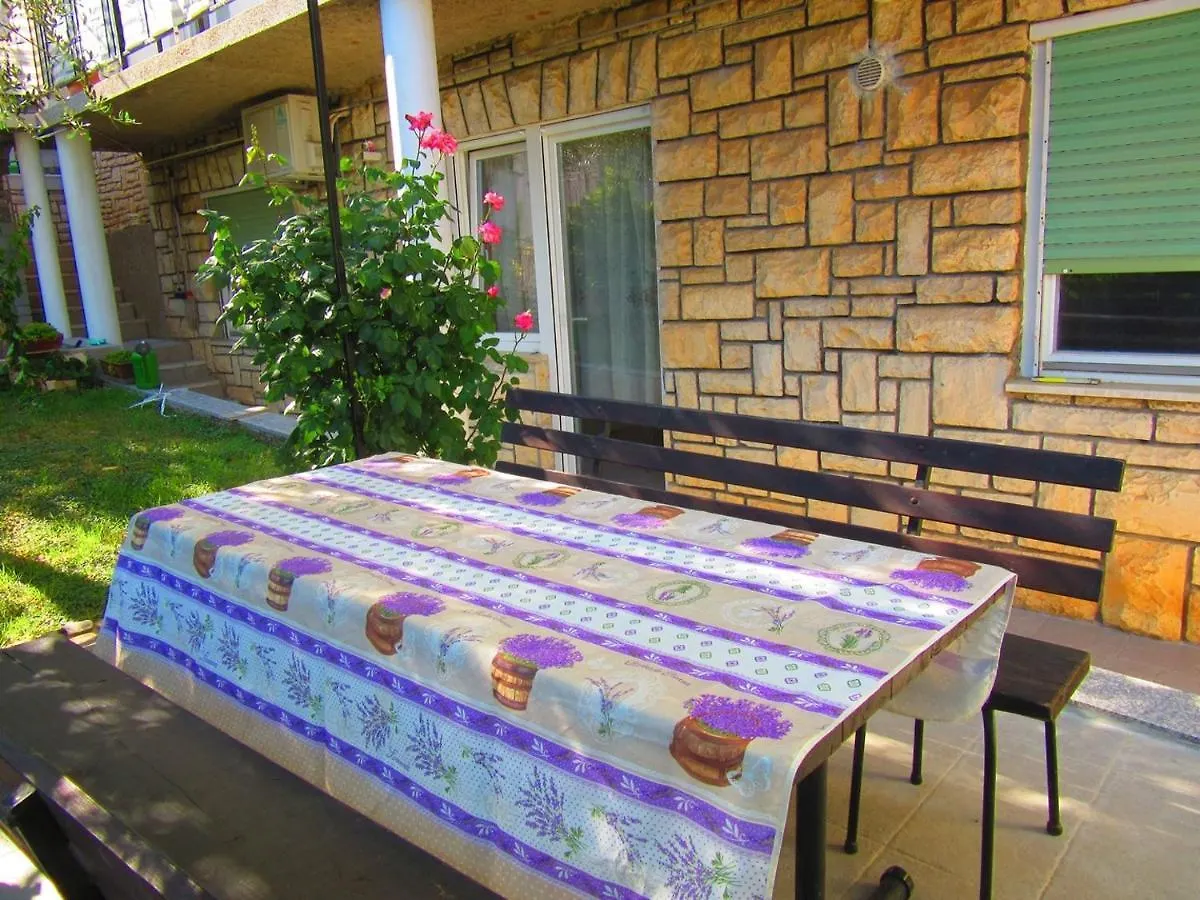 Apartments Jaksa 181 Pula 3*,  Croatia