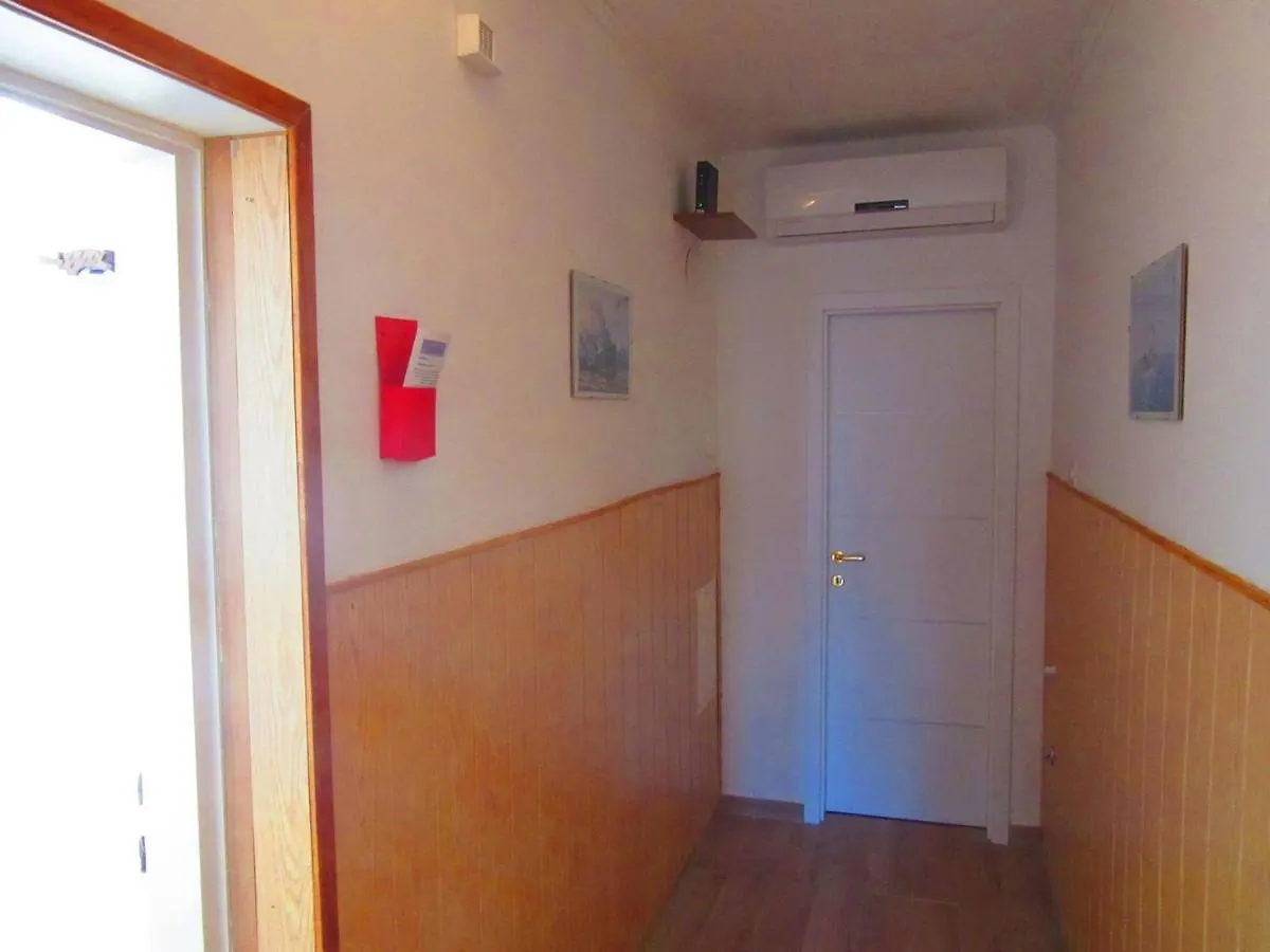 *** Affittacamere Apartments Jaksa Pola Croazia