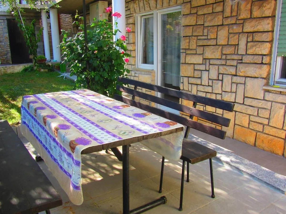 *** Affittacamere Apartments Jaksa Pola Croazia